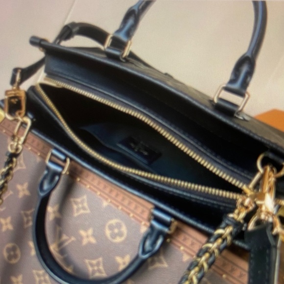 Louis Vuitton Black Satchel with Gold Chain - Picture 4 of 7